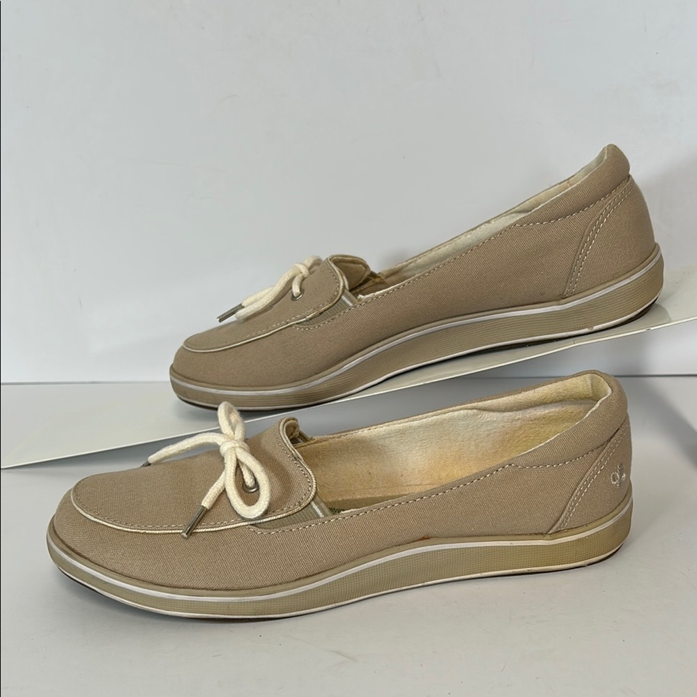 Grasshoppers Coastal Chic Casual Canvas Khaki Boating Shoe Women’s Size 7.5